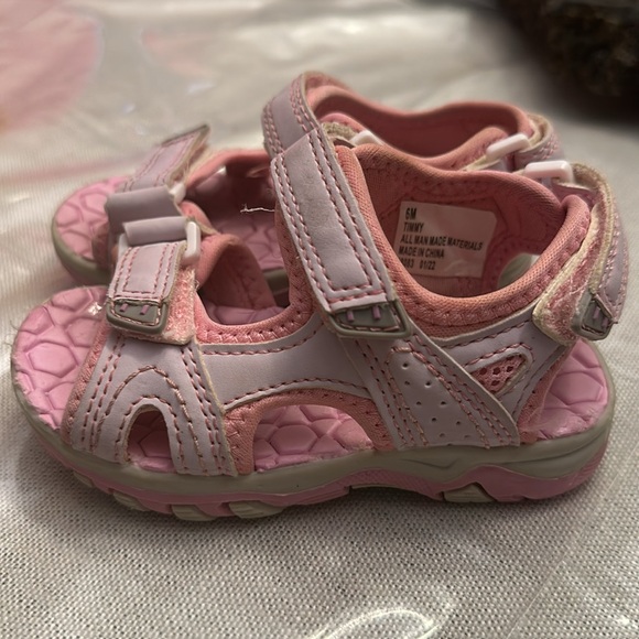 Little girls sandals - Picture 2 of 4